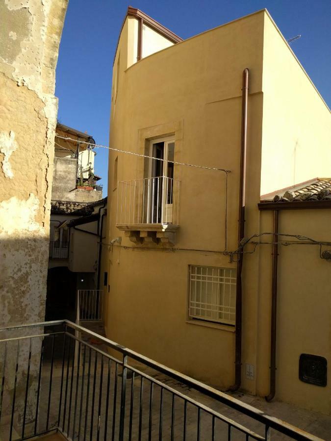 Balate Dimora In Centro Ragusa Exterior foto